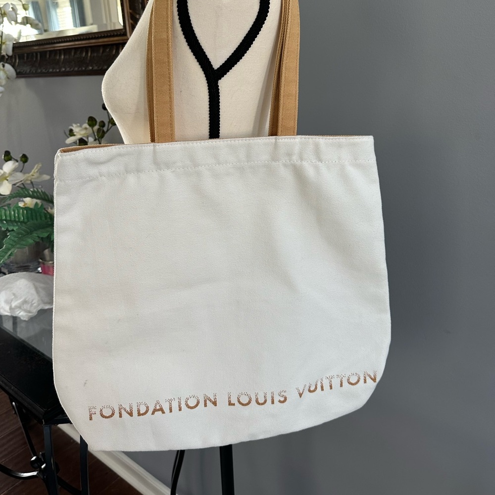 Louis Vuitton Fondation Canvas Tote – Limited Edition - Great Used Condition - Picture 2 of 8